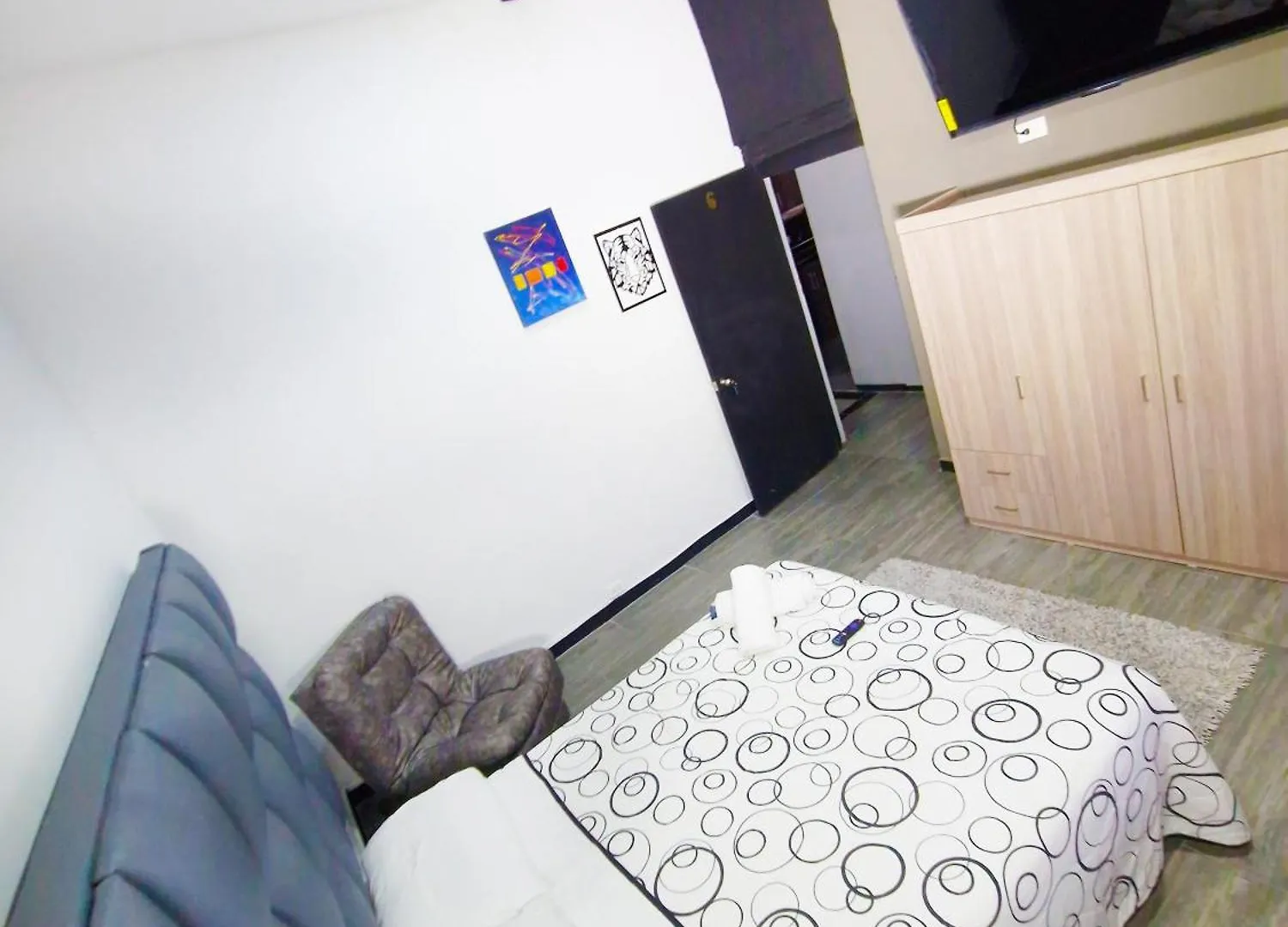 Big Suite With Terrace In Suite Bathroom And Balcony Poblado #15 Medellin